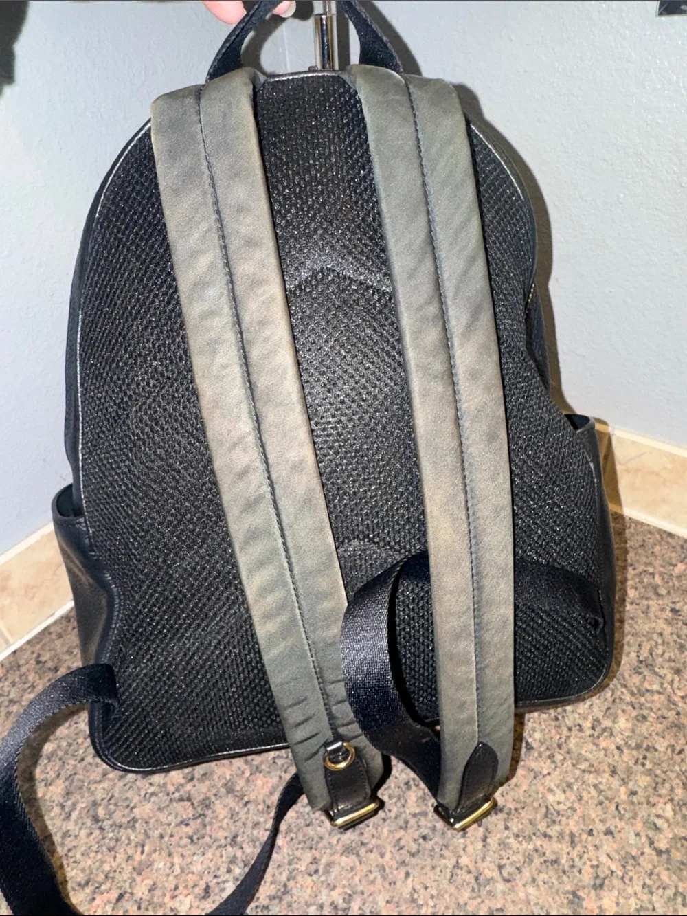 Coach Black Leather Backpack EUC - Picture 3 of 7